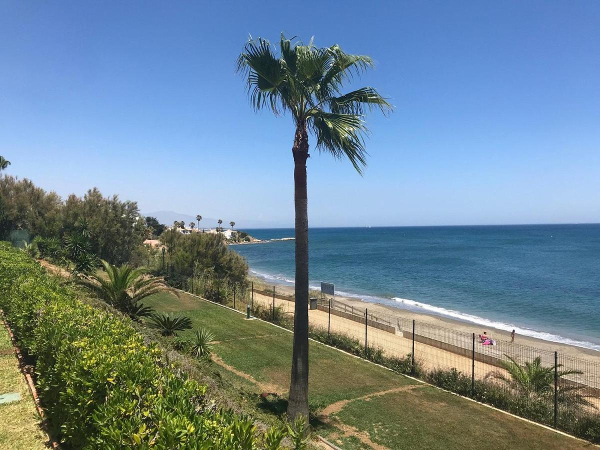 Luxury Three Bedroom Apartment At Estepona Exterior photo