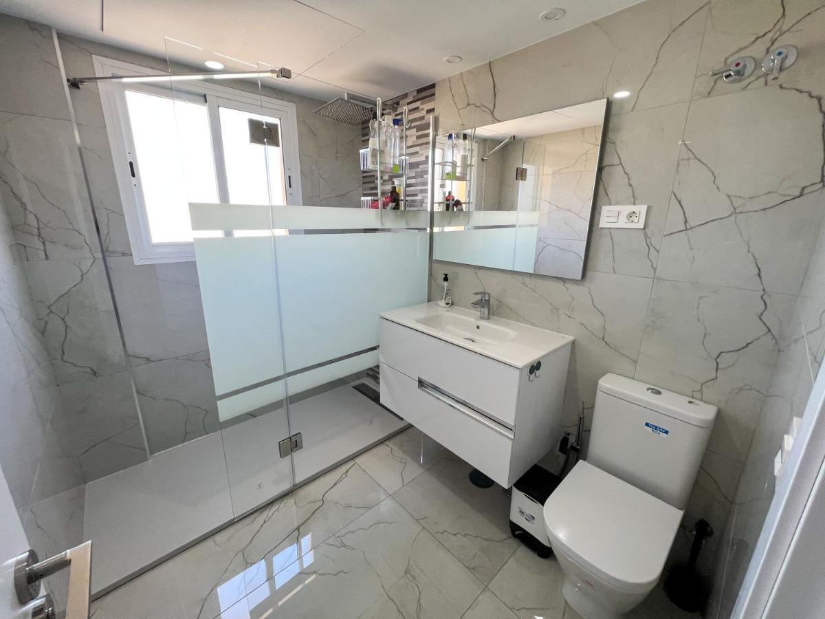 Luxury Three Bedroom Apartment At Estepona Exterior photo